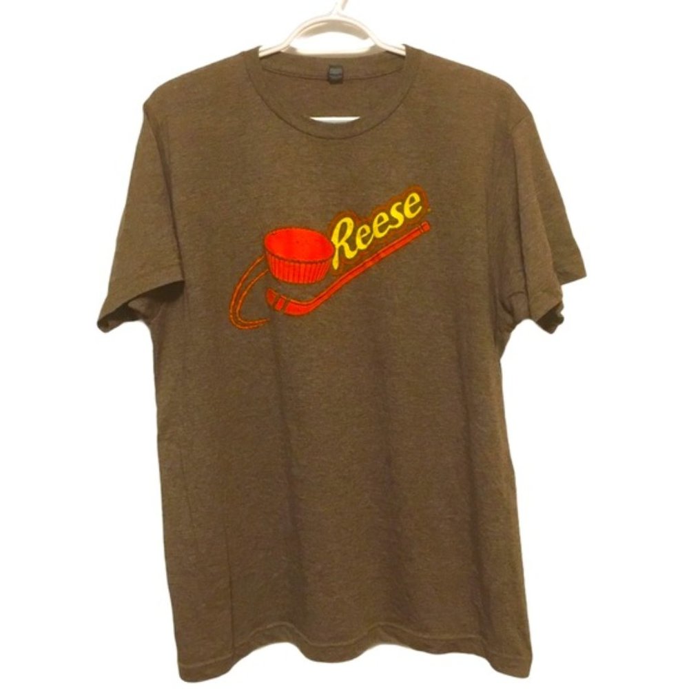 Reese Peanut Butter Cups Hockey T-Shirt Large